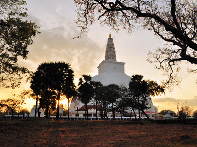 Buddhist Pilgrimage Tour in Sri Lanka